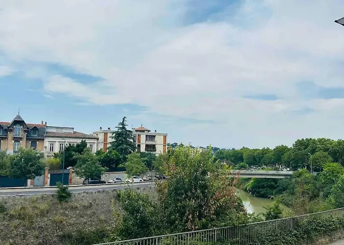 Face Au Canal Du Midi Carcassonne